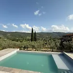 Colle Bidoni Tatil Evi Santa Cristina (Arezzo)